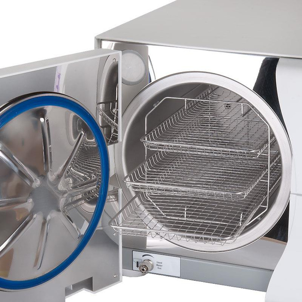 MEDICAL AUTOCLAVE CLASS B 18 L WITH PRINTER